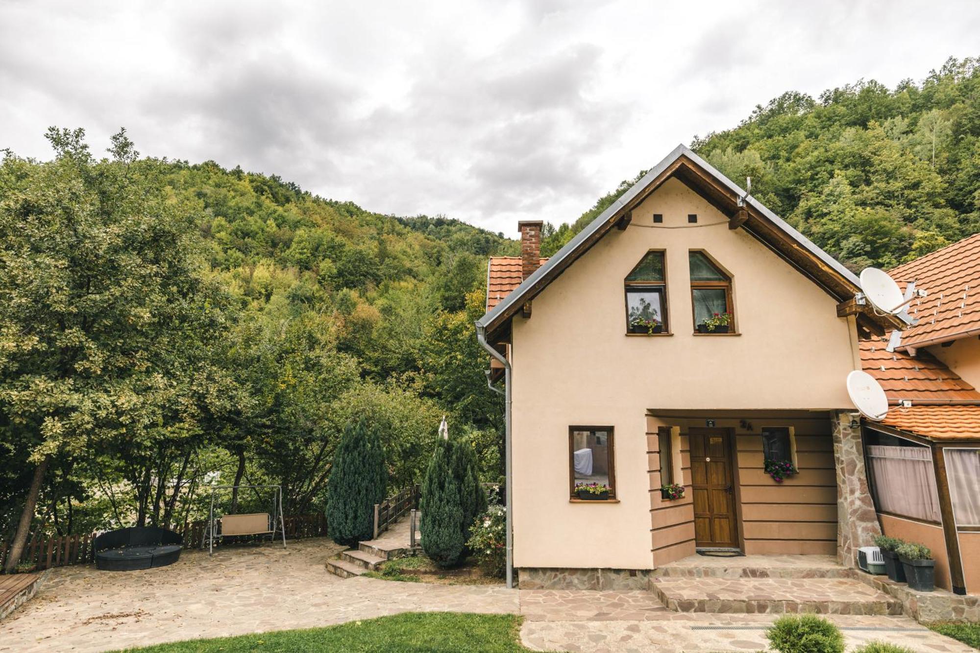 Lodge Zeleni Svet Crni Vrh Exterior foto